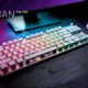 Roccat anuncia la versión blanca del teclado Vulcan Pro