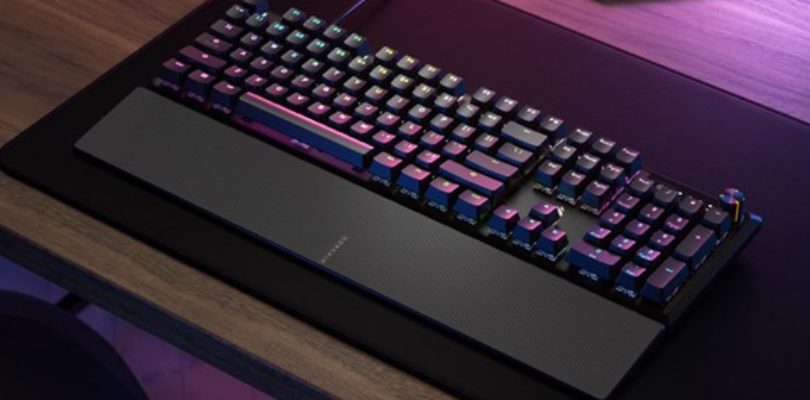 CORSAIR lanza el K70 CORE, el nuevo estándar en teclados para juegos.
