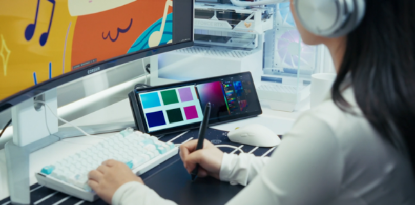 CORSAIR lanza la PANTALLA TÁCTIL LCD XENEON EDGE DE 14,5″, una deslumbrante y amplia pantalla personalizada por el usuario